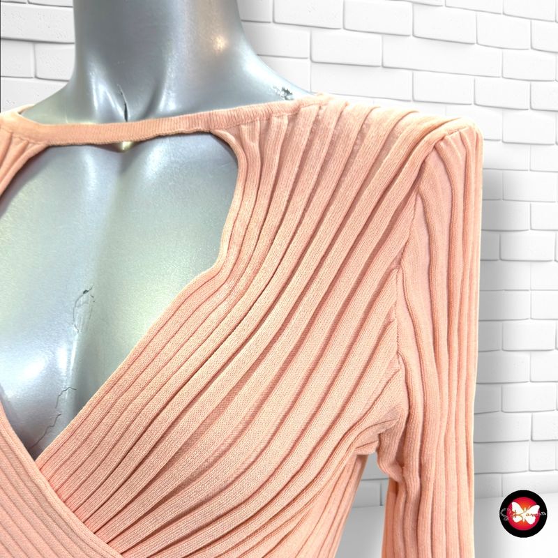 **HOY** Jersey canalé escote cruzado MOOCCI color Rosa Talla M/L (pequeña)