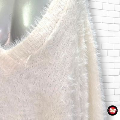 **HOY** Jersey peludito GINA color Blanco Talla 50/52
