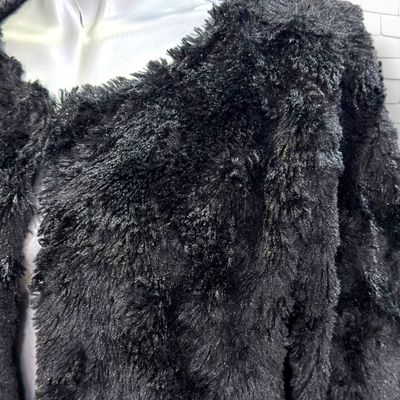 **HOY** Chaqueta de pelo TRUE SPIRIT color Negro Talla M