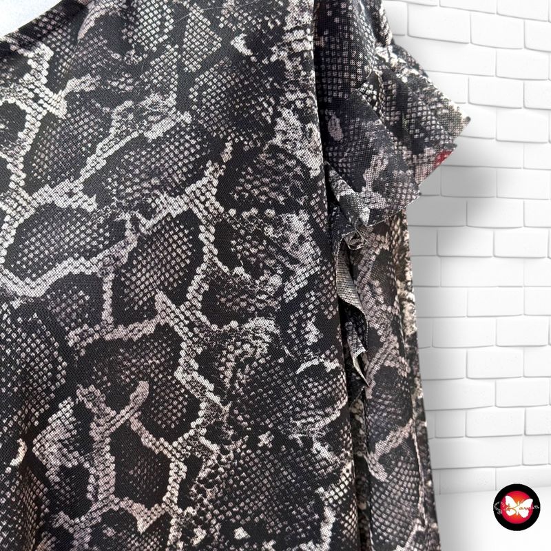 **HOY** Blusa de manga larga estampado serpiente BE·GOLD color Gris Talla 46 (grande)
