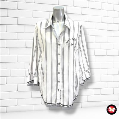 **HOY** Camisa de media manga de rayitas BONITA color Blanco y negro Talla 48