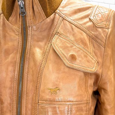 **HOY** Cazadora de piel MUSTANG color Marrón Talla S