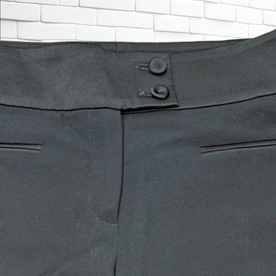 **HOY** Pantalón de vestir ancho de pierna RIANI color Negro Talla 38