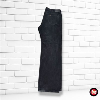 **HOY** Pantalón CHICAGO · LEE color Negro vaquero Talla Hombre W40 L32