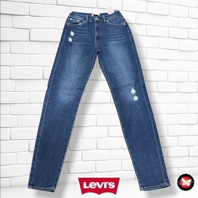 **HOY** Pantalón MINI MOM LEVI’S color Azul vaquero oscuro Talla 14 AÑOS
