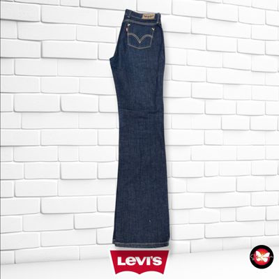 **HOY** Pantalón 627 STRAIGHT FIR LEVI’S color Azul vaquero oscuro Talla L (W30 L34)