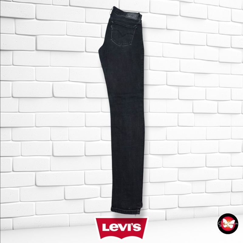 **HOY** Pantalón 710 SUPER SKINNY LEVI’S color Negro vaquero Talla S/M (W27)