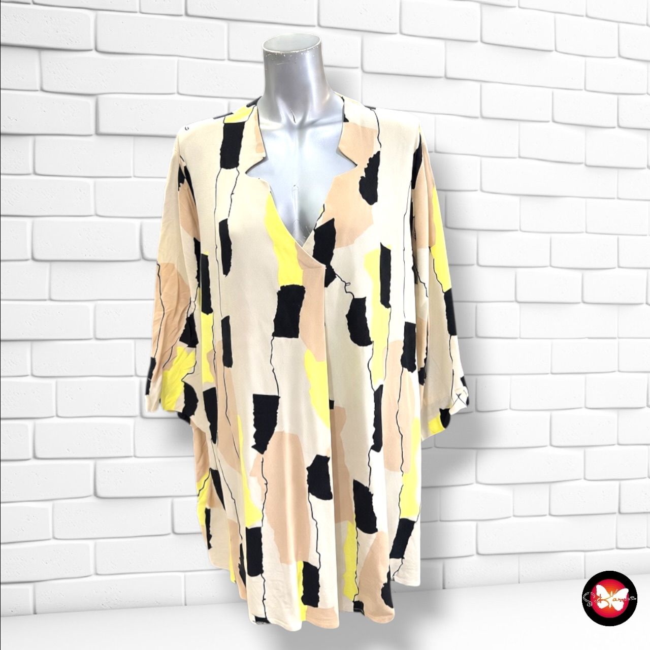 **HOY** Blusa de media manga ULLA POPKEN color Beige, negro y amarillo Talla 50/52