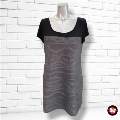 **HOY** Vestido de manga corta PROMOD color Negro y gris Talla M