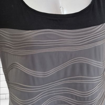 **HOY** Vestido de manga corta PROMOD color Negro y gris Talla M