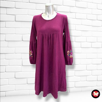 **HOY** Vestido con bordados  color Uva Talla ÚNICA