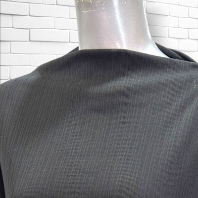 **HOY** Vestido de manga larga  color Negro Talla ÚNICA