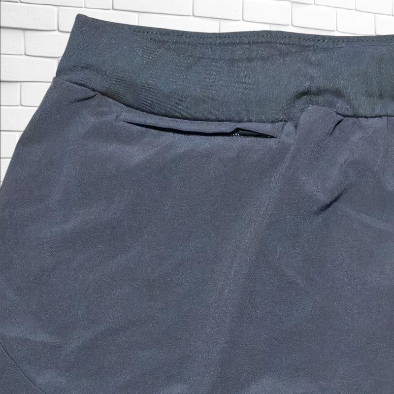 **HOY** Short deportivo KALENJI color Negro Talla M/L
