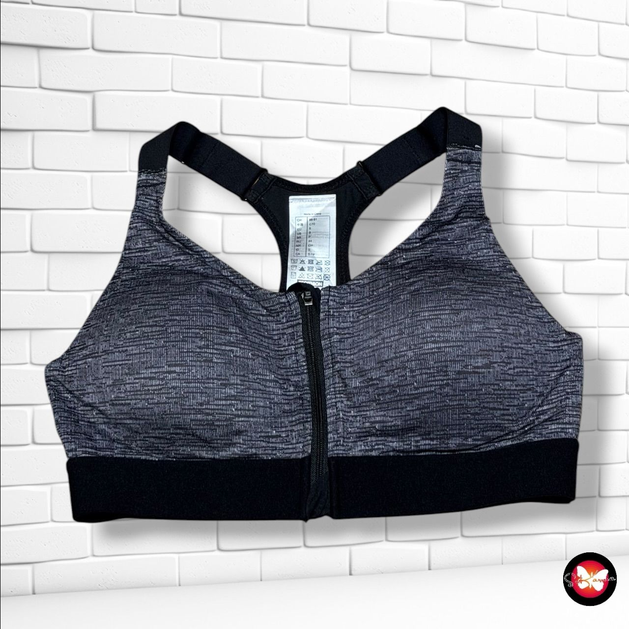 **HOY** Top deportivo DOMYOS color Gris y negro Talla S