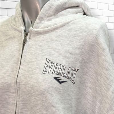 **HOY** Chaqueta sudadera oversized EVERLAST · BERSHKA color Gris Talla L
