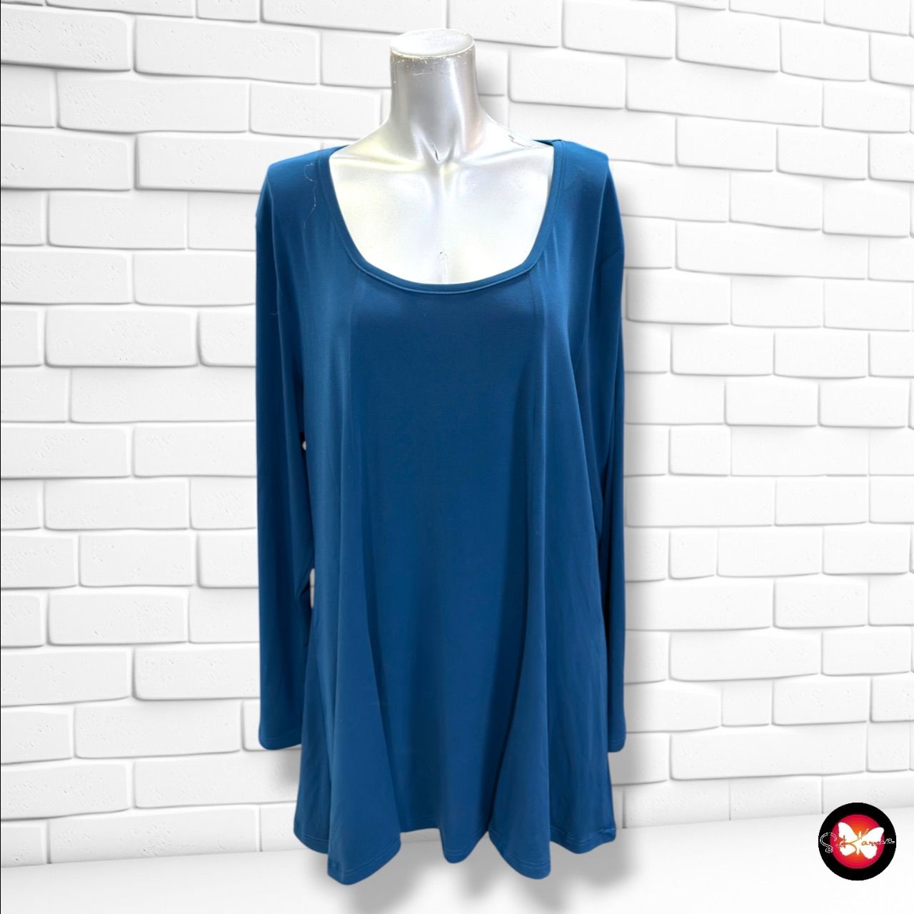 **HOY** Blusa de manga larga  color Azul Talla 3XL