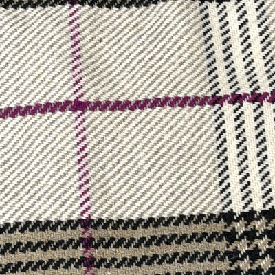 **HOY** Falda paño  color Crema, negro y violeta Talla 40