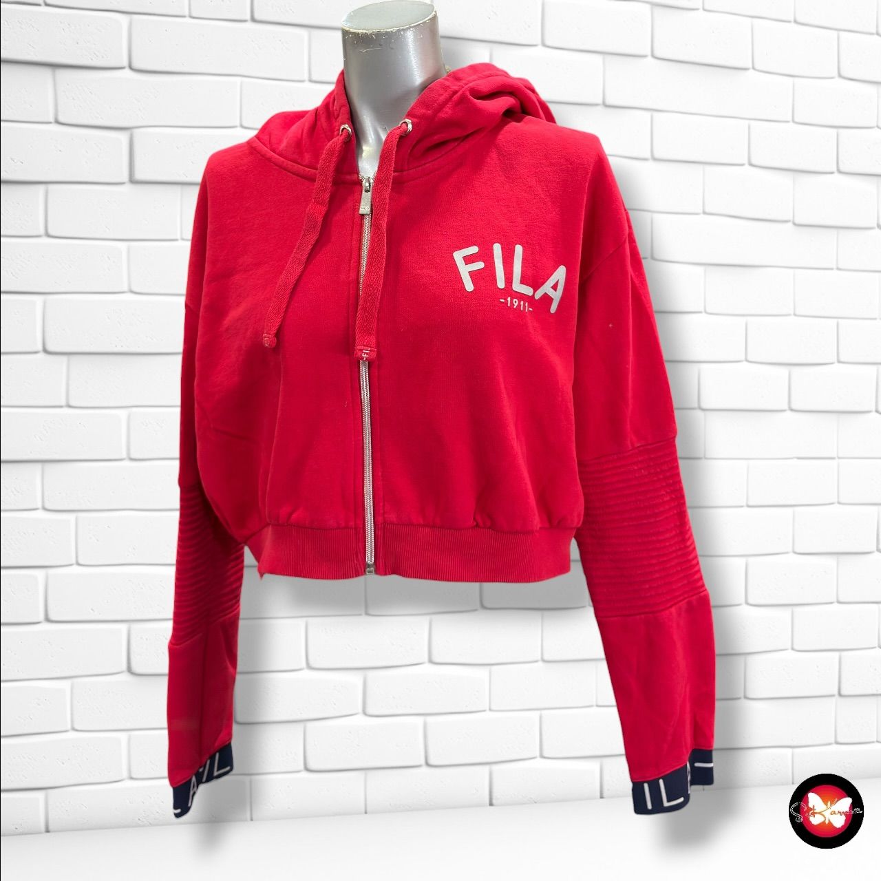 **HOY** Chaqueta sudadera cropped FILA color Rojo Talla M