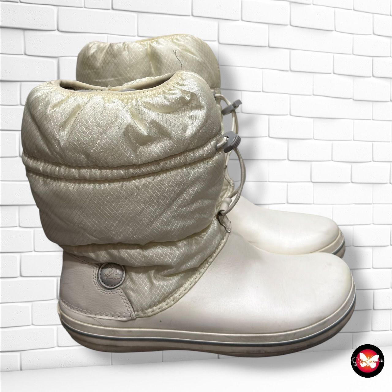 **HOY** Botas acolchadas CROCS color Blanco Talla Calzado 38 (pequeña)