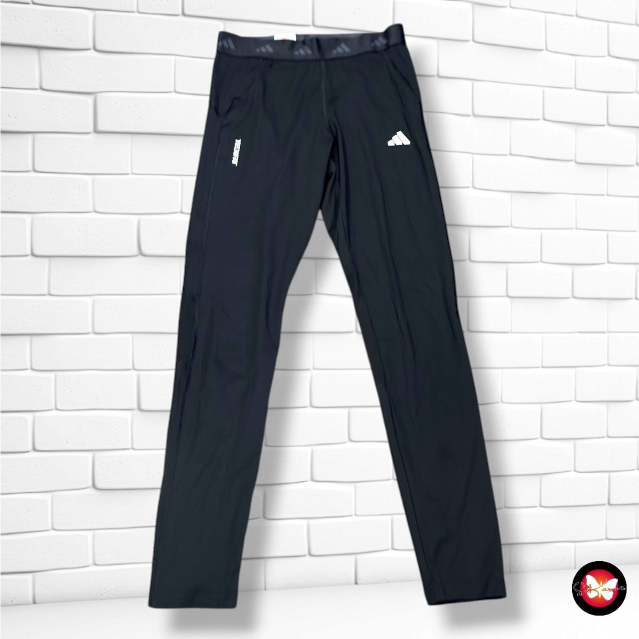 **HOY** Mallas deportivas ADIDAS color Negro Talla 13-14 AÑOS