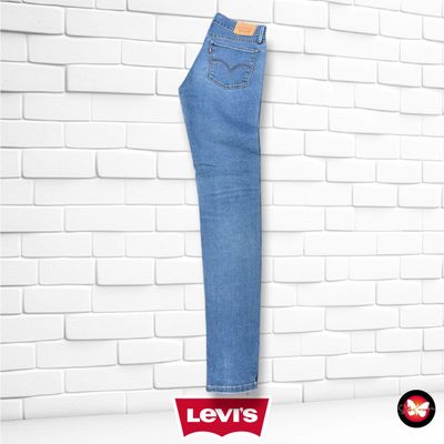 **HOY** Pantalón 710 SUPER SKINNY LEVI’S color Azul vaquero Talla S (W26)
