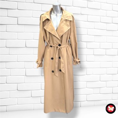 **HOY** Gabardina larga ONLY color Camel Talla S (grande)