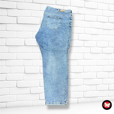 **HOY** Pantalón CLOCKHOUSE color Azul vaquero Talla 58 (grande)