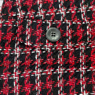 **HOY** Falda tweed S.OLIVER color Negro, rojo y blanco Talla 40