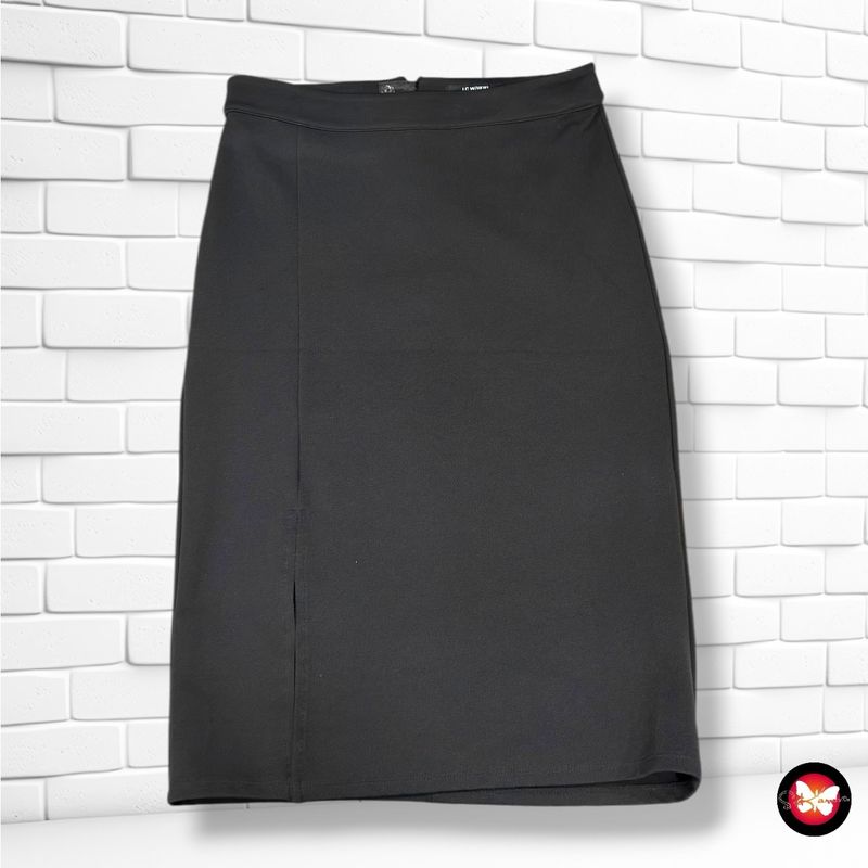 **HOY** Falda lápiz LC WAIKIKI color Negro Talla S