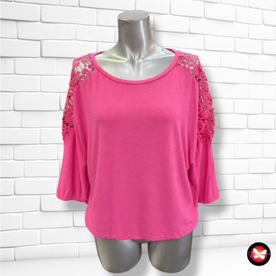 **HOY** Camiseta corte mariposa color Rosa Talla ÚNICA