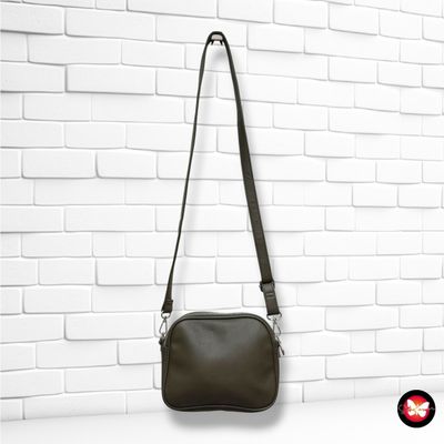 **HOY** Bolso bandolera  color Verde oliva Talla PEQUEÑO