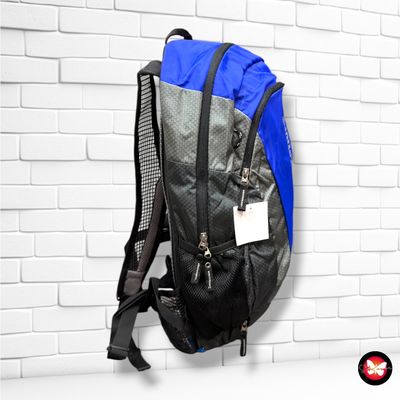 **HOY** Mochila outdoors con cobertor para lluvia  color Gris y azul Talla GRANDE