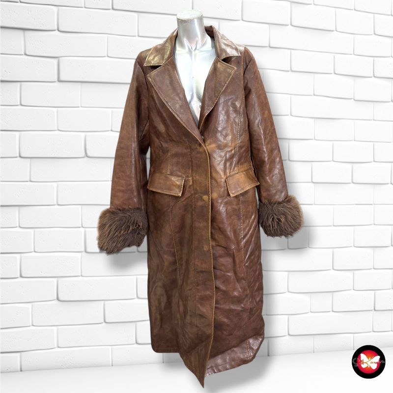 **HOY** Gabardina de piel sintética con pelo  color Marrón Talla M