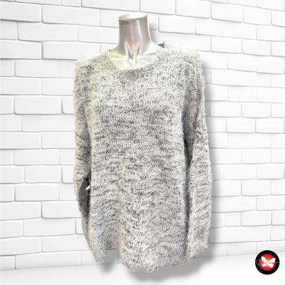 **HOY** Jersey de manga larga peludito JANINA color Gris Talla 48