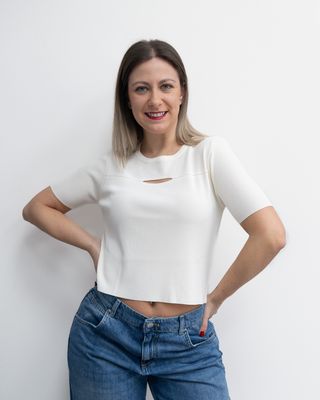 Maglia Gabriella Gucci con apertura a goccia panna Maglia Gabriella Gucci con apertura a goccia panna