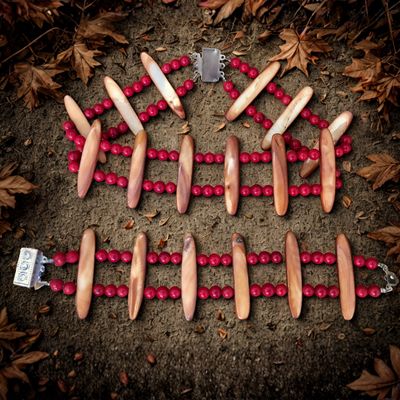 Beaded Jewelry Set with Corals and Mother of Pearl