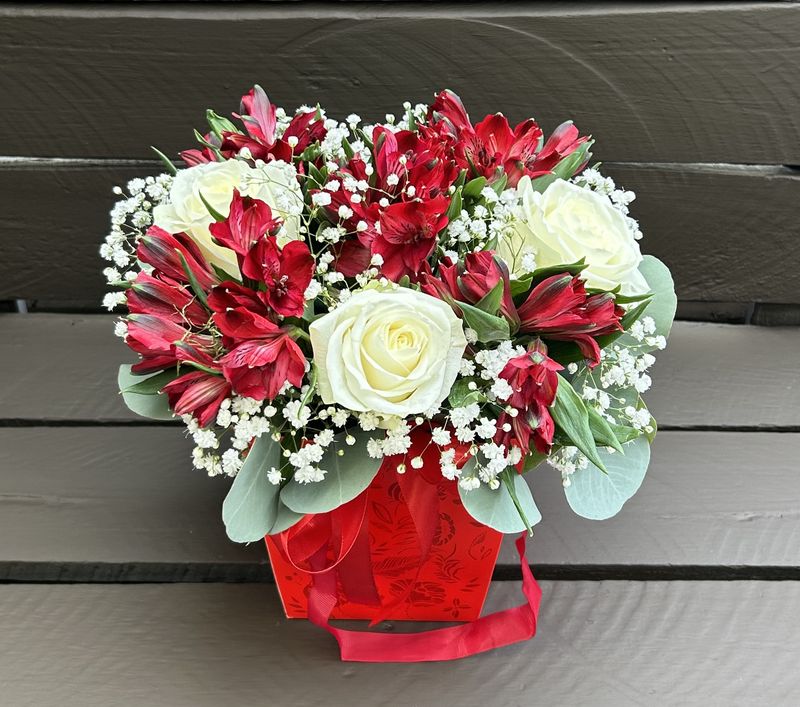 M20 - Mixed Flowers in a bag