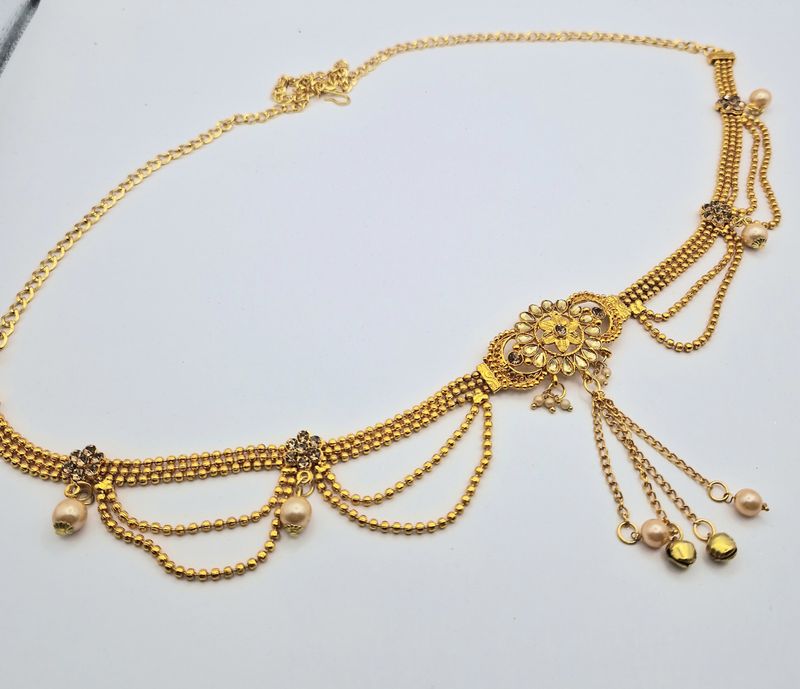 Gold buiksieraad