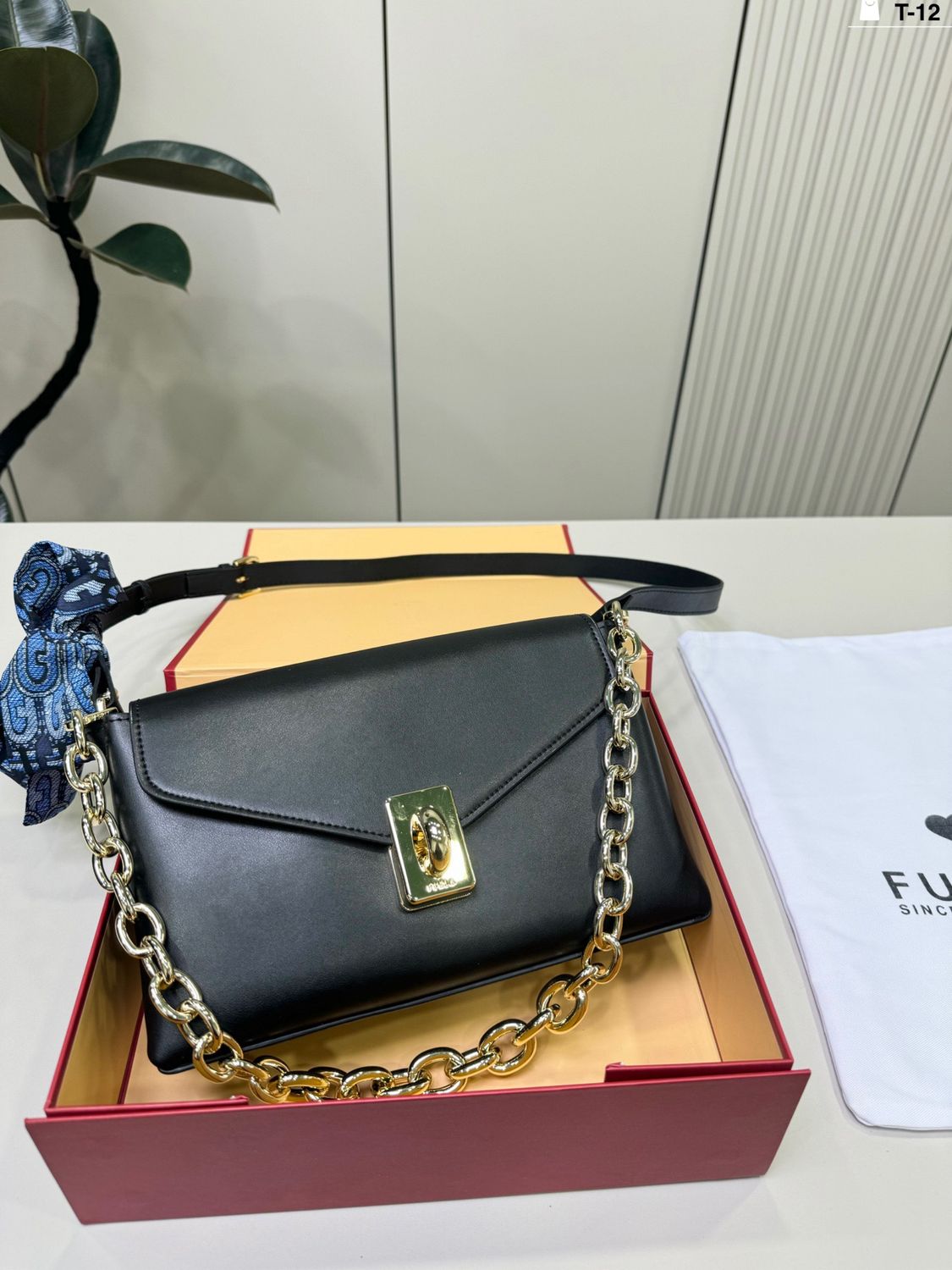 Furla meridiana crossbody bag FUA04