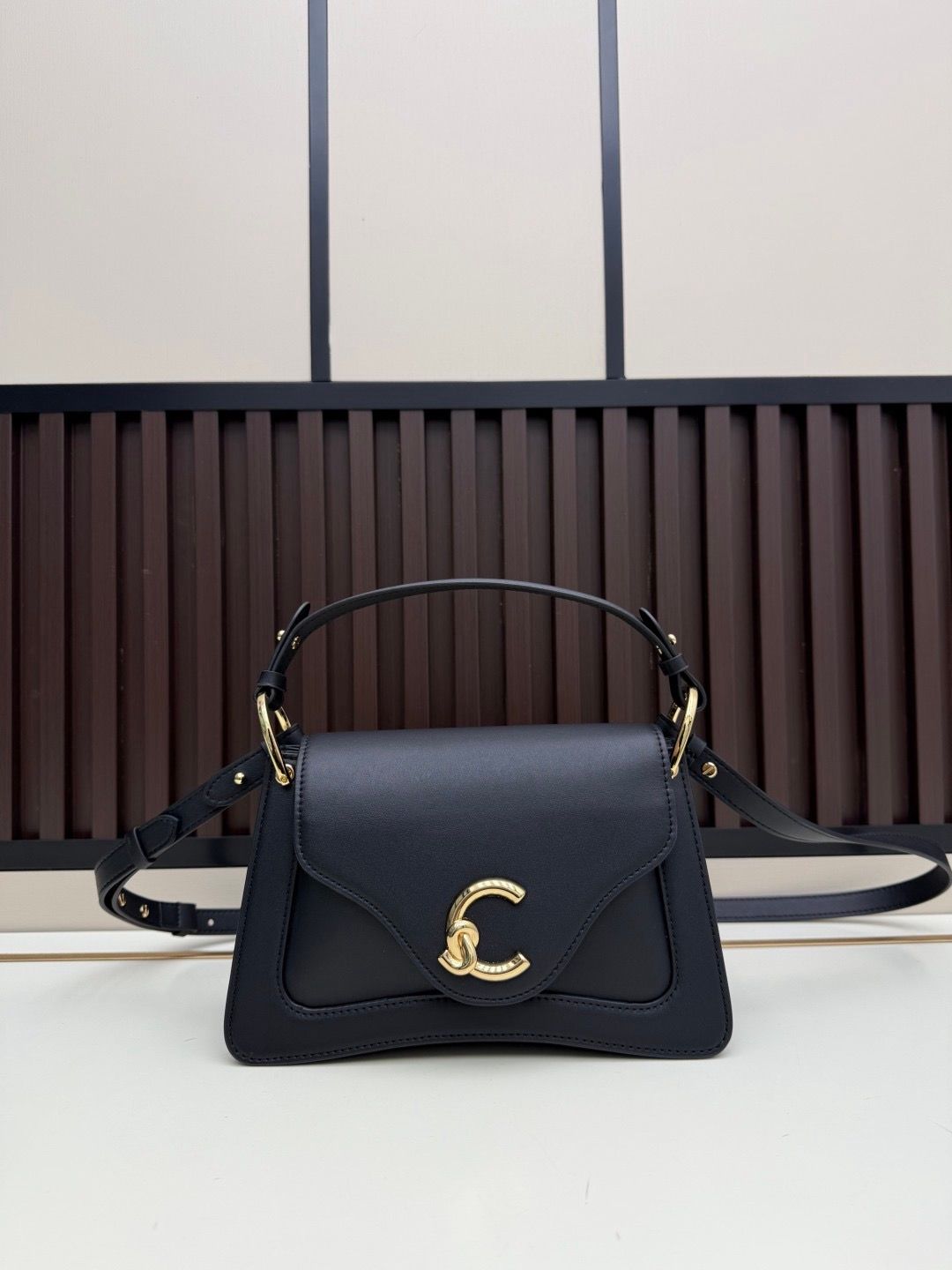 Coccinelle arlettis handle bag CCA04