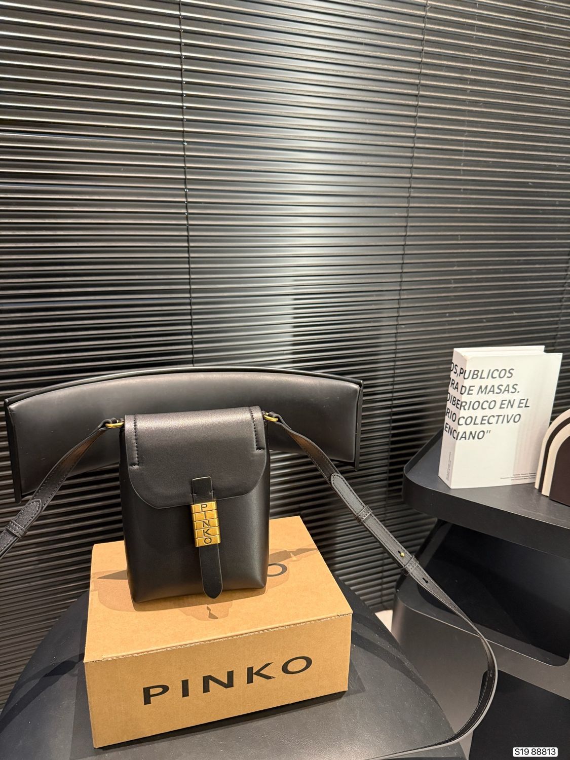 Pinko lock phone bag PIB02