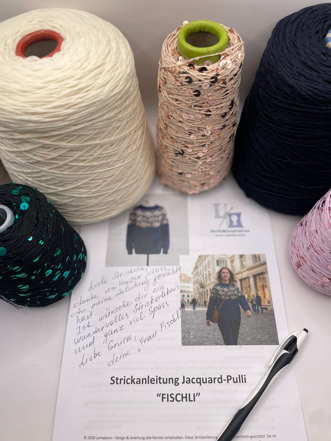 Knitting kit for the “fish sweater”