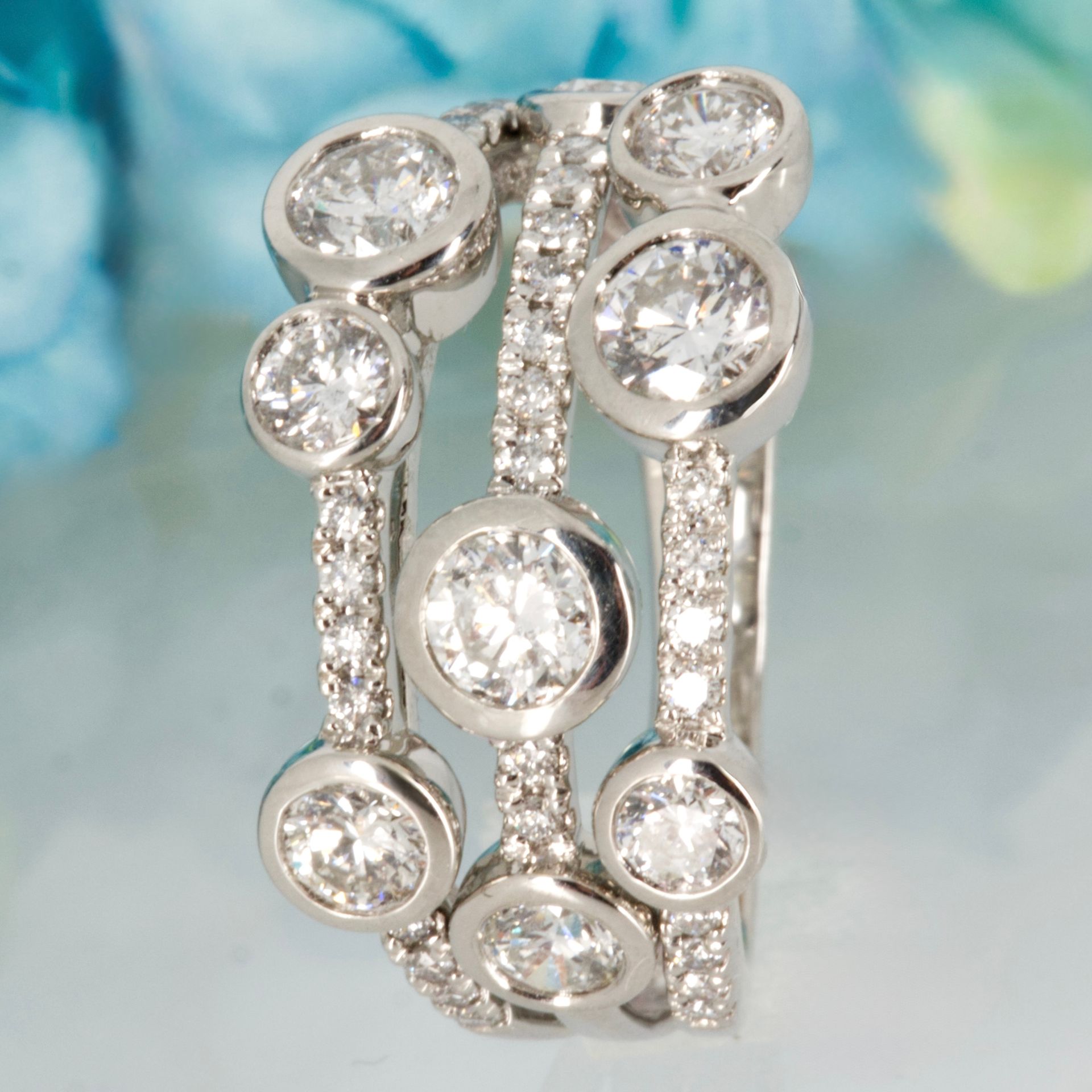 Platinum 1.70ct Round Brilliant Cut Diamond Bubble Ring