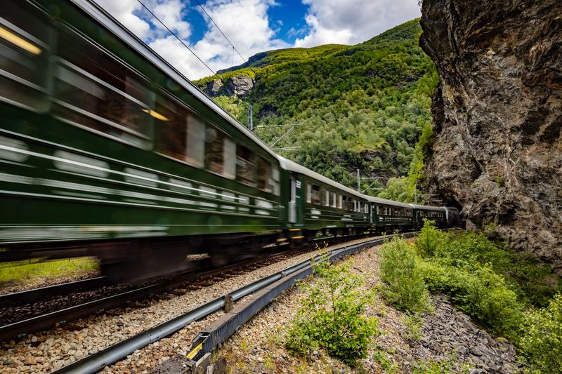 LA NORVÈGE EN TRAIN- 7 JOURS /7 NUITS