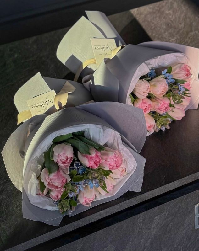 Bouquet of Tulips &amp; Oxi "Harmony"