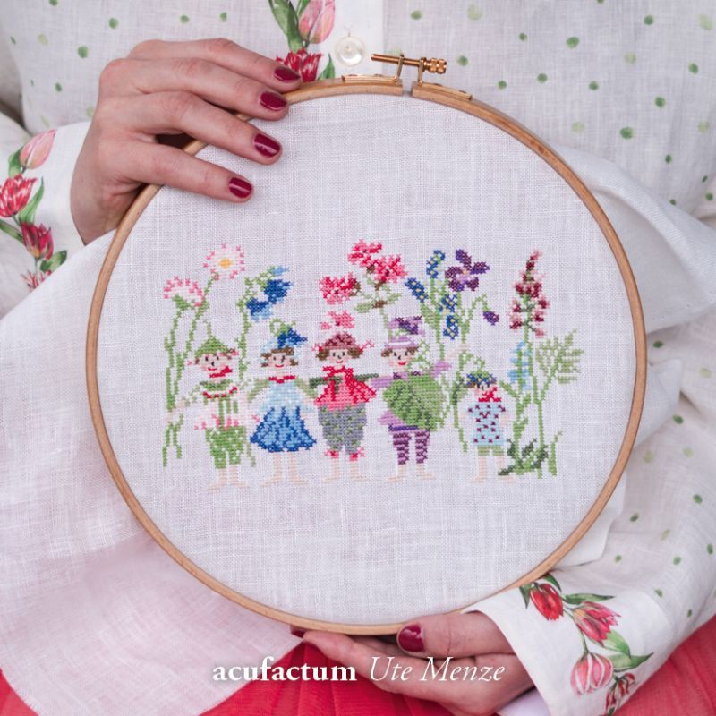 Flower Children (Blumenkinder) by Acufactum Spring &amp; Summer Collection Counted cross-stitch pattern