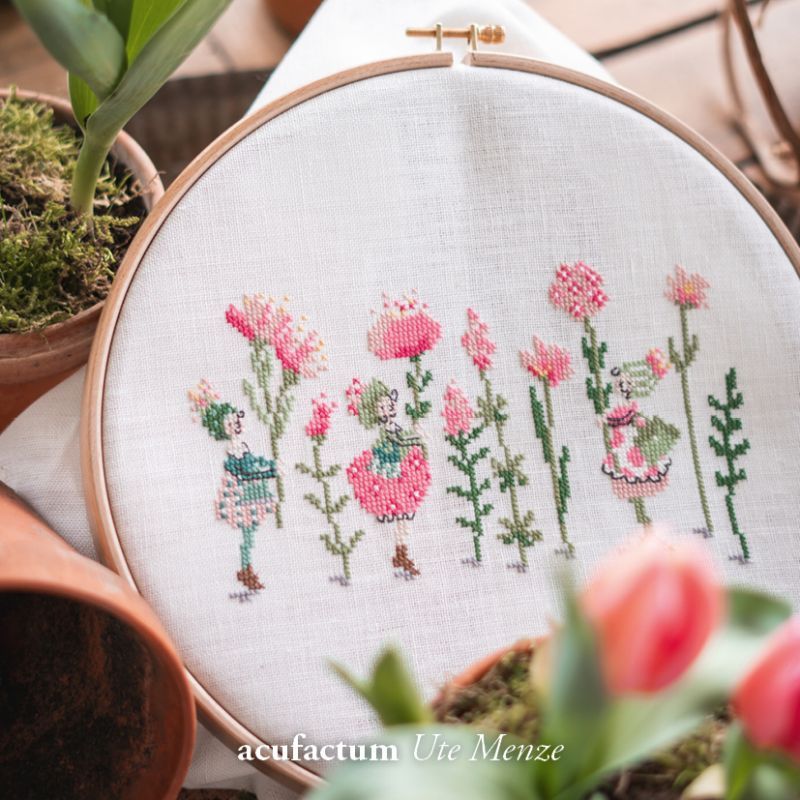 Blossom happiness (Blütenglück) by Acufactum Spring &amp; Summer Collection Counted cross-stitch pattern