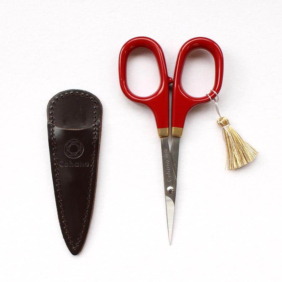 Small Scissors with Lacquered Handles (Shunuri) by Cohana Elaborated Luxury with Japanese Traditional Lacquer and Gold Makie Lines