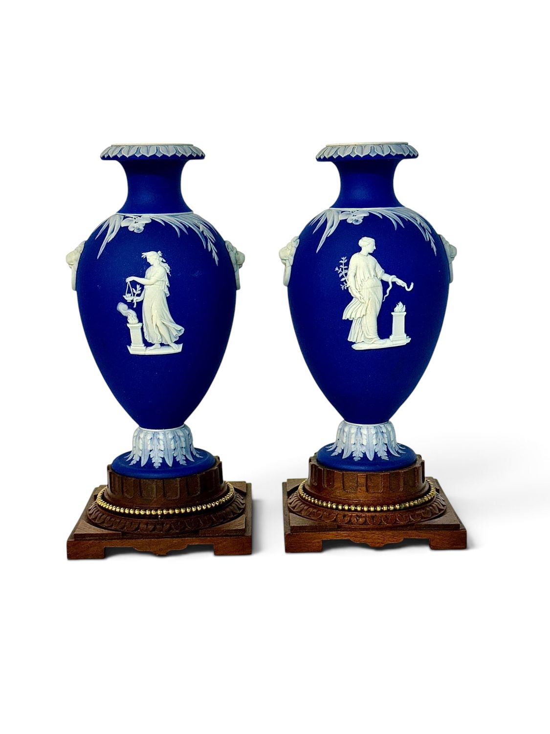 19th Century Pair of Wedgwood Blue Jasperware Vases on Walnut Pedestals