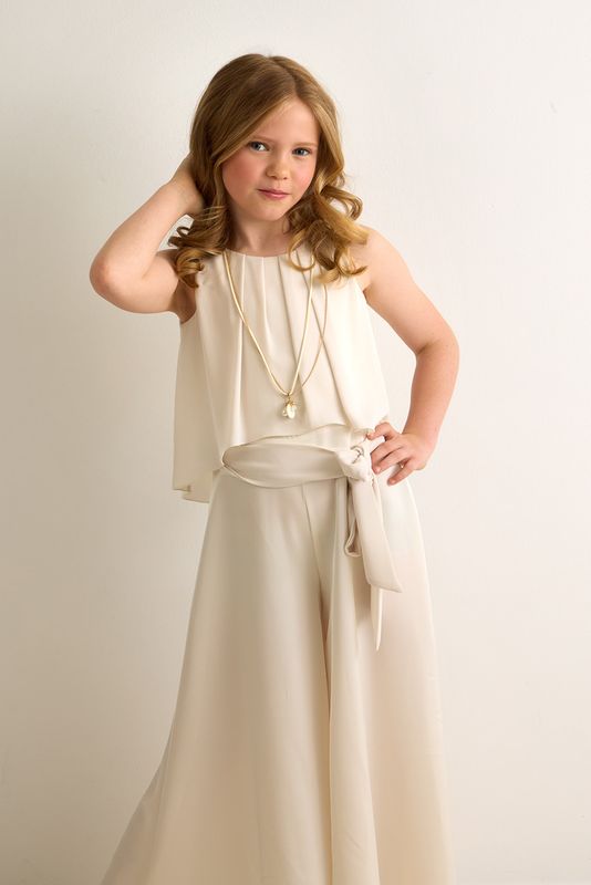 Ecru jumpsuit van Diamante Blu voor communie, lentefeest, vormsel of huwelijk